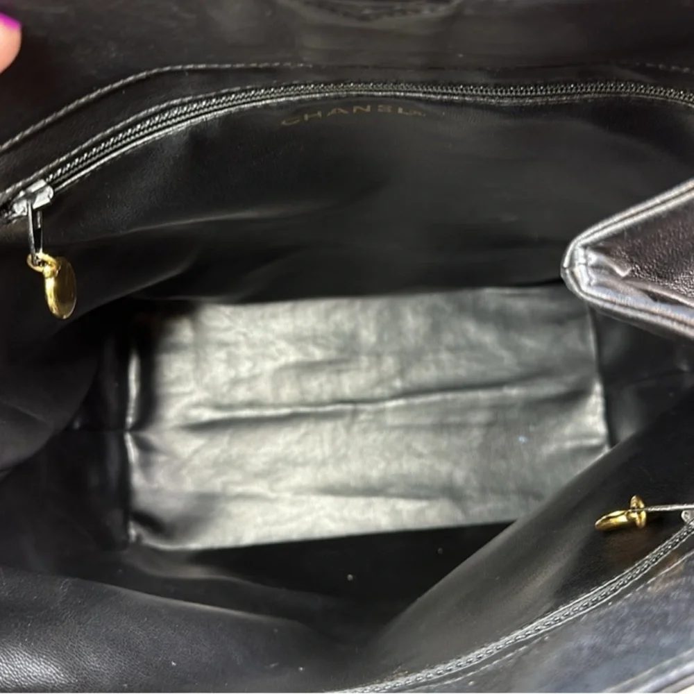 CHANEL CC Calfskin Shoulder Bucket Bag 24K Goldplated.